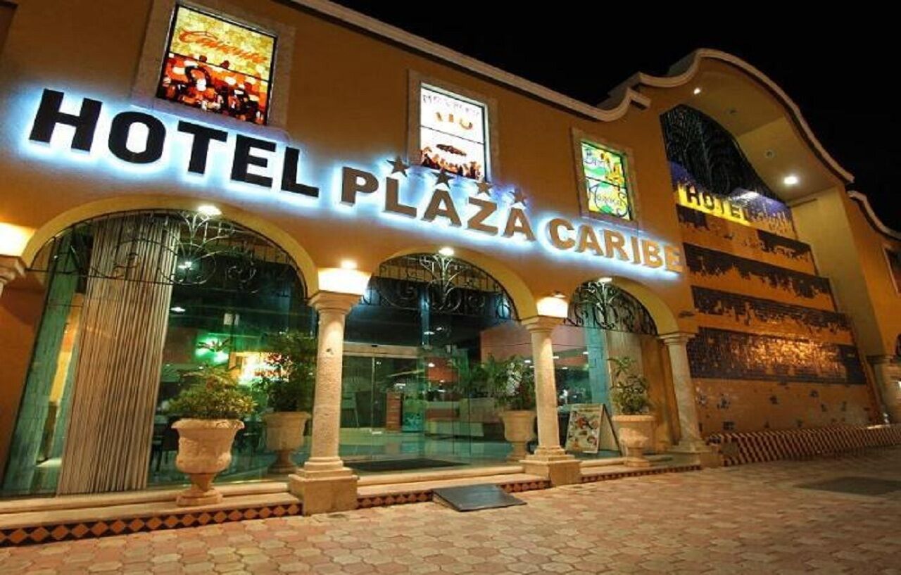 Hotel Plaza Caribe Канкун Екстериор снимка