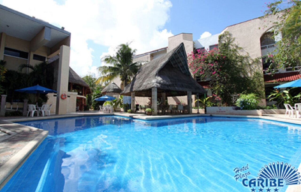 Hotel Plaza Caribe Канкун Екстериор снимка